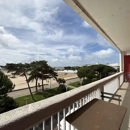Apartment 3 Pieces Front De Mer Avec Balcon Et Ascenseur A - Fr-1-494-54 Royan